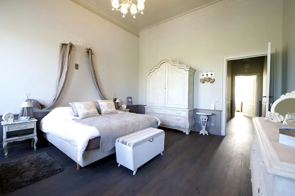 Bed and breakfast Le Petit Chateau Vaartdijk Leffinge